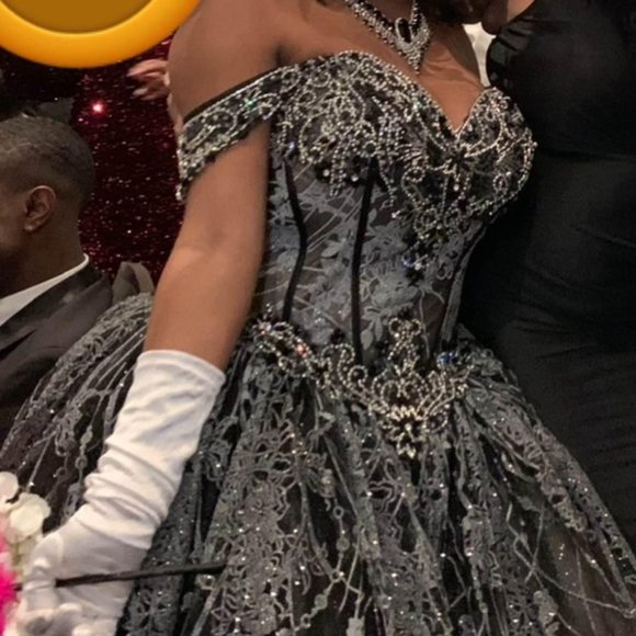 Dress - Picture 2 of 2